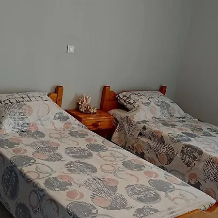 Areti's In Agios Konstantinos Apartmán *